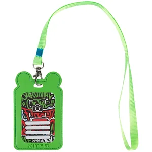 Badge "Kite" /K24-296-2/ on a string, vertical green (1/20/120)
