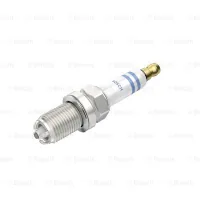 Свічка запалювання Bosch 0 242 235 715